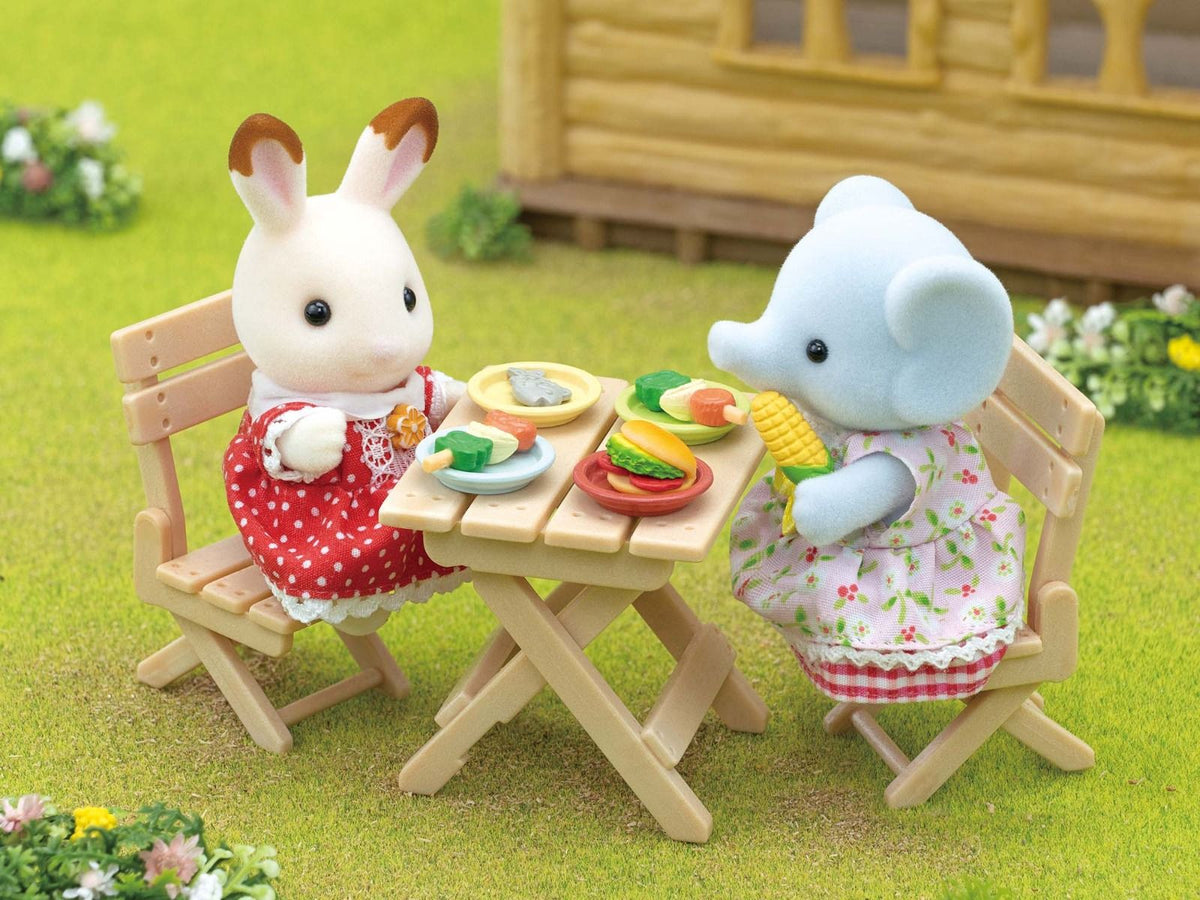5640 Sylvanian Families BBQ Picnic Set - Elephant Girl